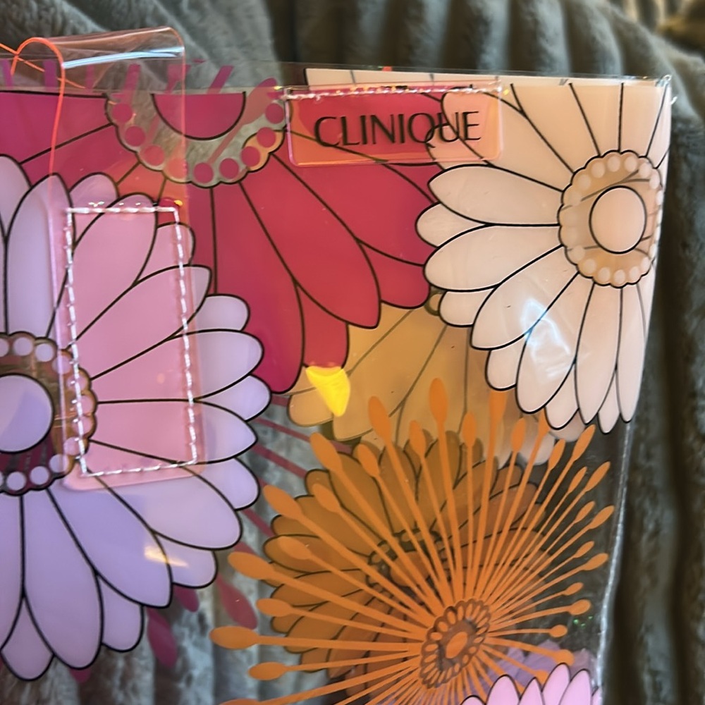 Clinique Beauty in Bloom Multicolor Floral Transparent Tote Bag NWOT 🌺 🌼 - Picture 2 of 9